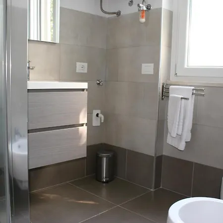 Parea House 3 Apartment *